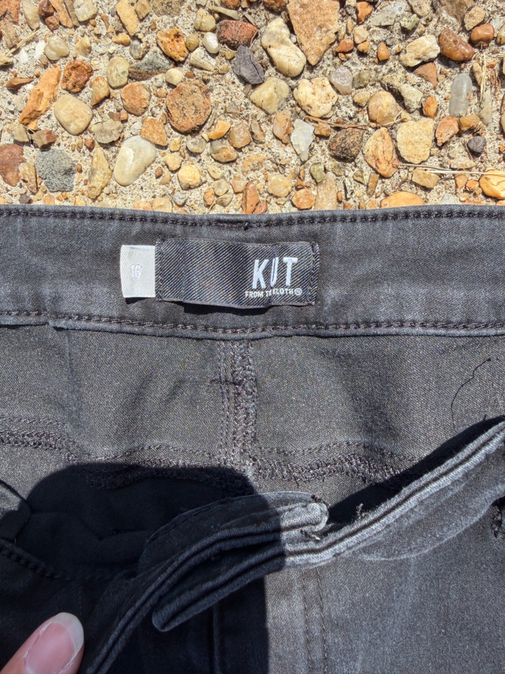 Women’s KUT from the Kloth jeans Black Size 16